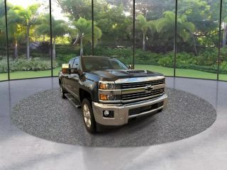 2017 CHEVROLET SILVERADO 2500 HD CREW CAB - Image