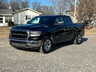 Image of 2019 RAM 1500 CREW CAB