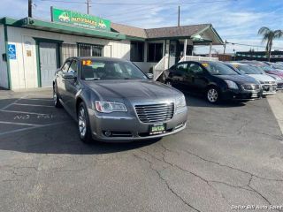 2012 CHRYSLER 300 LIMITED
