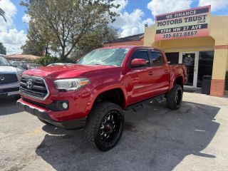 2017 TOYOTA TACOMA SR5