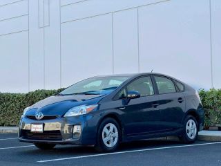 2011 TOYOTA PRIUS TWO