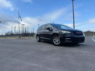 Image of 2023 CHRYSLER PACIFICA