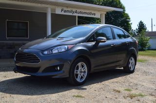2019 FORD FIESTA SE