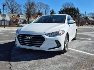 Image of 2017 HYUNDAI ELANTRA
