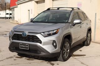 Image of 2022 TOYOTA RAV4 HYBRID