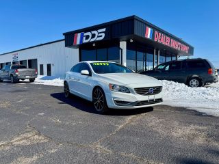 Image of 2016 VOLVO S60