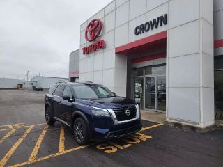 2024 NISSAN PATHFINDER SV