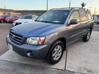 2005 TOYOTA HIGHLANDER BASE