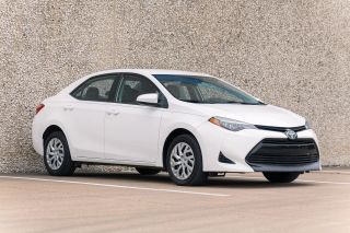 2019 TOYOTA COROLLA LE