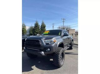 Image of 2018 TOYOTA TACOMA DOUBLE CAB
