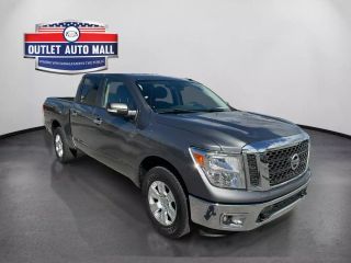 2019 NISSAN TITAN CREW CAB - Image