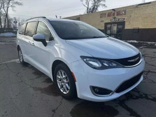 2021 CHRYSLER VOYAGER LXI