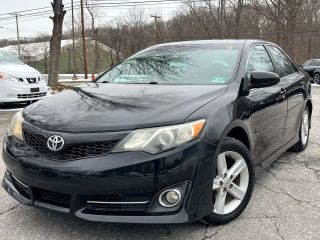 Image of 2014 TOYOTA CAMRY