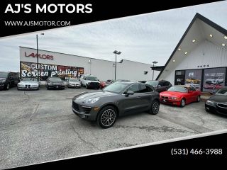 2016 PORSCHE MACAN S