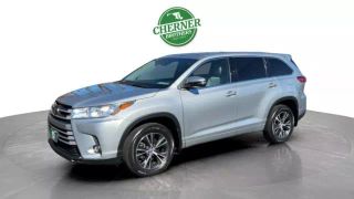 2017 TOYOTA HIGHLANDER LE PLUS