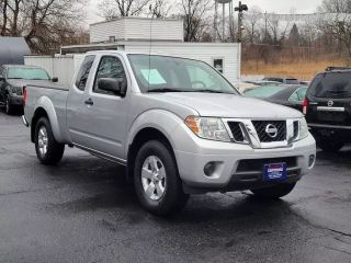 2012 NISSAN FRONTIER SV