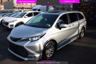 Image of 2021 TOYOTA SIENNA