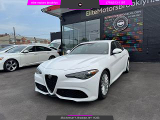 Image of 2023 ALFA ROMEO GIULIA