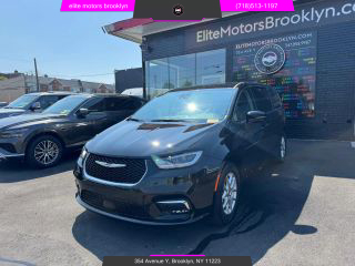 Image of 2024 CHRYSLER PACIFICA