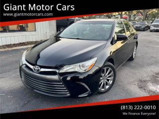 2015 TOYOTA CAMRY - Giant Motor Cars