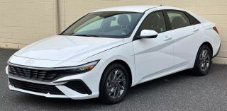 Image of 2024 HYUNDAI ELANTRA