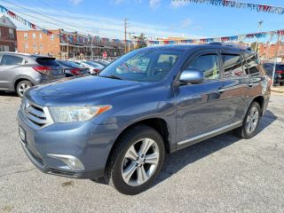 2013 TOYOTA HIGHLANDER LIMITED