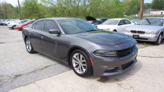 2016 DODGE CHARGER SXT