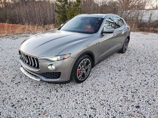 Image of 2017 MASERATI LEVANTE