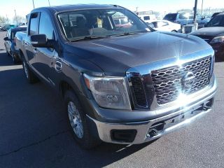 Image of 2017 NISSAN TITAN CREW CAB