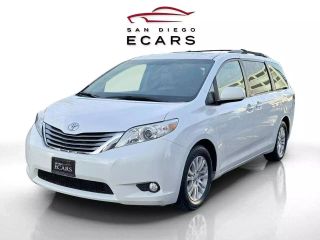 Image of 2015 TOYOTA SIENNA XLE MINIVAN 4D      