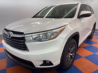 Image of 2016 TOYOTA HIGHLANDER
