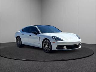 2018 PORSCHE PANAMERA 4