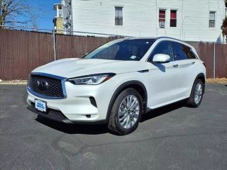 2023 INFINITI QX50 LUXE