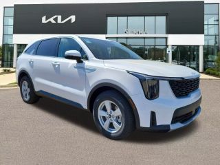 2025 KIA SORENTO LX SPORT UTILITY 4D