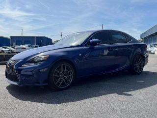 2016 LEXUS IS 200T