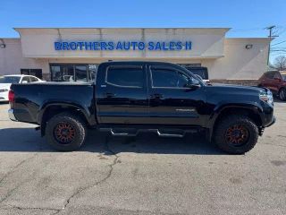 2019 TOYOTA TACOMA SR5