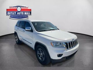 2011 JEEP GRAND CHEROKEE - Image