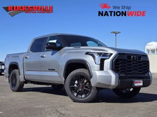 2025 TOYOTA TUNDRA I-FORCE MAX CREWMAX LIMITED PICKUP 4D 5 1/2 FT