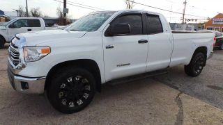2016 TOYOTA TUNDRA SR5