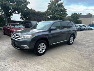 2013 TOYOTA HIGHLANDER BASE