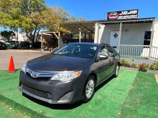 Image of 2014 TOYOTA CAMRY