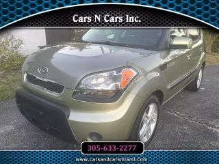 2011 KIA SOUL +