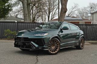 Image of 2024 LAMBORGHINI URUS