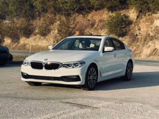 Image of 2018 BMW 5 SERIES