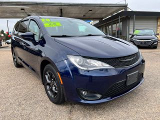 Image of 2020 CHRYSLER PACIFICA