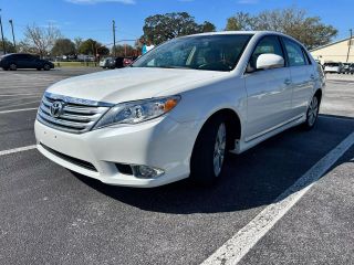 Image of 2011 TOYOTA AVALON LIMITED SEDAN 4D
