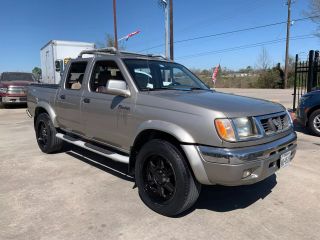 2000 NISSAN FRONTIER XE