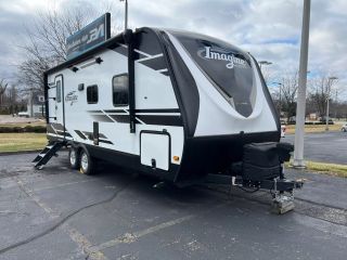 2020 GRAND DESIGN IMAGINE  WHITE  - Jim Butner Auto in Clarksville, IN 38.30782262290089, -85.77529235397657