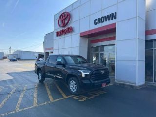 2025 TOYOTA TUNDRA CREWMAX SR5 PICKUP 4D 5 1/2 FT