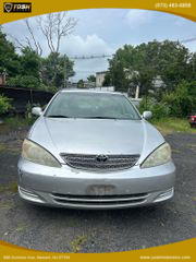 Image of 2004 TOYOTA CAMRY